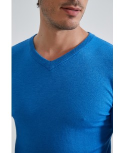 YE-6745-218 Pull Bleu de france col V