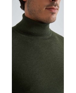 YE-6741-217 Pull col roulé kaki