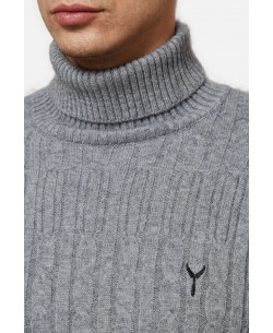 YE-6853-79 Cable knit crew neck jumper with logo in grey