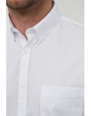 WHT-07-1 Chemise blanche col boutonné en coupe confort
