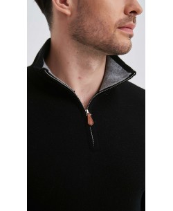 YE-6738-141 High zip neck black jumper